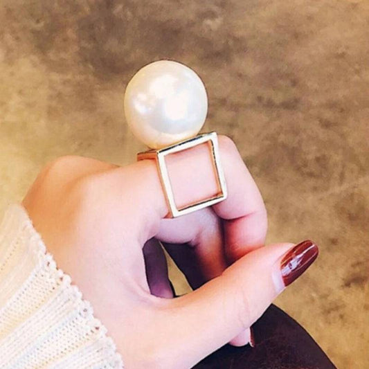 Oversized Pearl Geometrical Statement Cocktail Ring